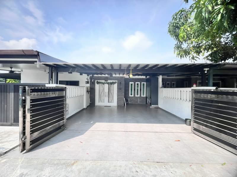 1-storey Terraced House for Sale in Taman Sentosa (Klang) - Willy Ling - Exterior - PropertyGuru.com.my