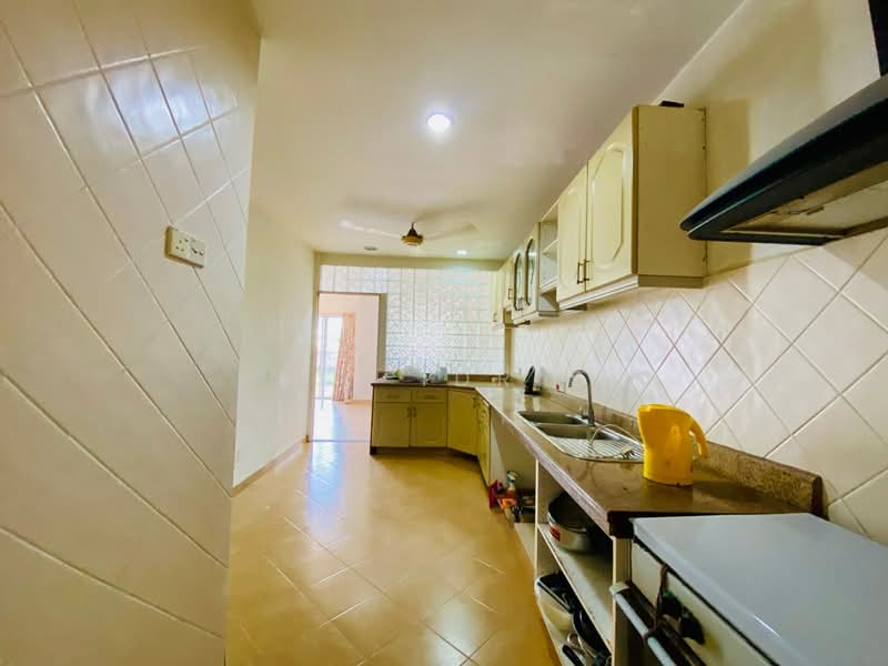 Rumah Teres 3 Tingkat untuk Dijual di Ampang Jaya (Ampang) - Ali Idris - Kitchen - PropertyGuru.com.my