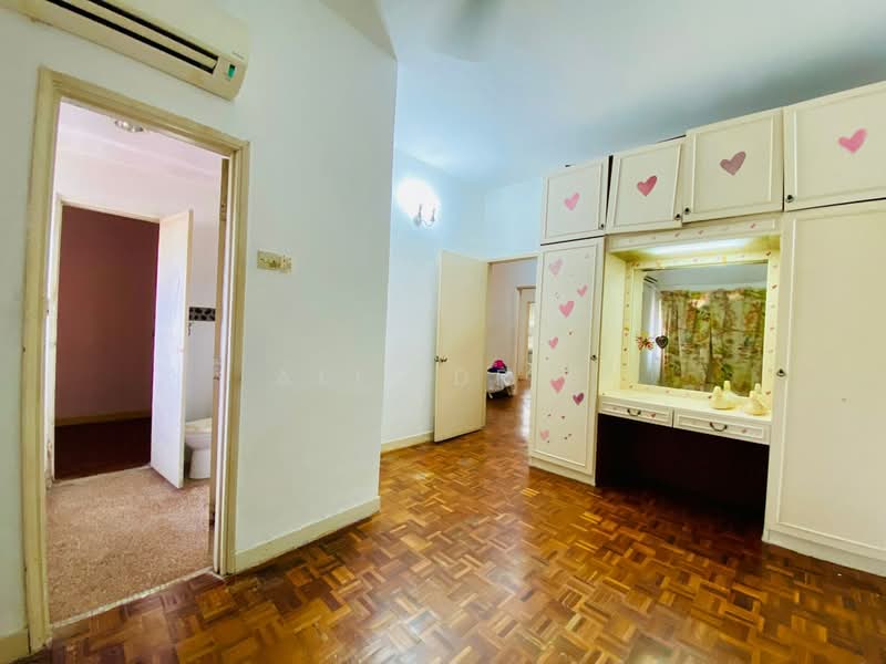 Rumah Teres 3 Tingkat untuk Dijual di Ampang Jaya (Ampang) - Ali Idris - Bedroom - PropertyGuru.com.my