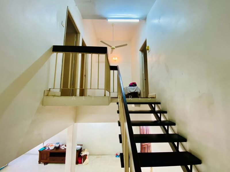 Rumah Teres 3 Tingkat untuk Dijual di Ampang Jaya (Ampang) - Ali Idris - Interior - PropertyGuru.com.my
