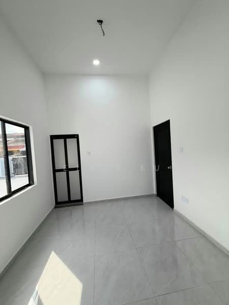 1-storey Terraced House for Sale in Taman Suria (Johor Bahru) - Elvis Ku - Interior - PropertyGuru.com.my