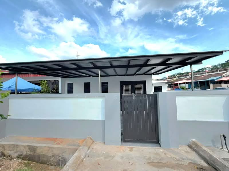 1-storey Terraced House for Sale in Taman Suria (Johor Bahru) - Elvis Ku - Exterior - PropertyGuru.com.my