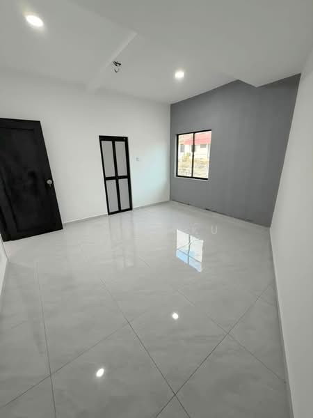 1-storey Terraced House for Sale in Taman Suria (Johor Bahru) - Elvis Ku - Interior - PropertyGuru.com.my