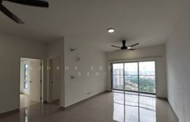 Kondominium untuk Dijual di The Holmes 1 - Suhana Abdullah Sani - Living Room - PropertyGuru.com.my