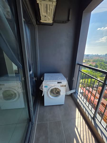 Kondominium untuk Disewa di The Holmes 2 - KINKI CHAN - Balcony - PropertyGuru.com.my