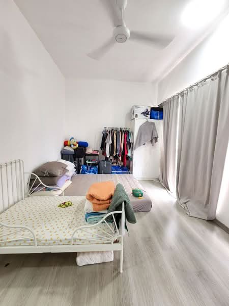 Kondominium untuk Dijual di The Holmes 2 - Suhana Abdullah Sani - Bedroom - PropertyGuru.com.my