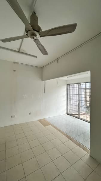 Rumah Teres 2 Tingkat untuk Dijual di Taman Lestari Putra (Seri Kembangan) - Wei Liew - Interior - PropertyGuru.com.my