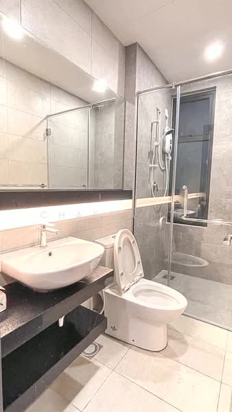 Servis Apartment untuk Disewa di Atwater : Service Residences - Charmaine Wong - Bathroom - PropertyGuru.com.my