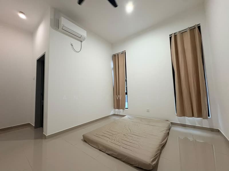 Rumah Kluster untuk Disewa di Taman Daya (Johor Bahru) - Andrew Lee - Bedroom - PropertyGuru.com.my