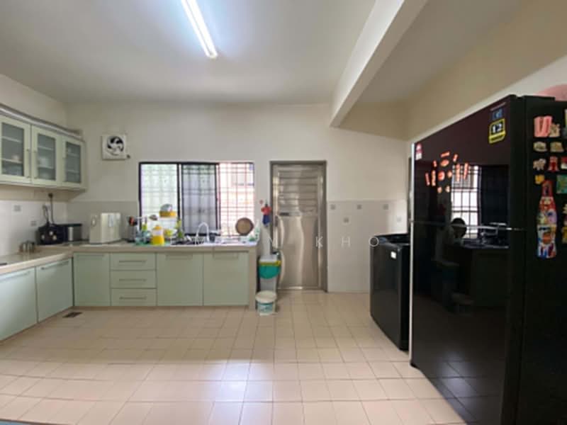 Terraced House for Sale in Taman Bukit Subang (Shah Alam) - Emily Kho - Kitchen - PropertyGuru.com.my