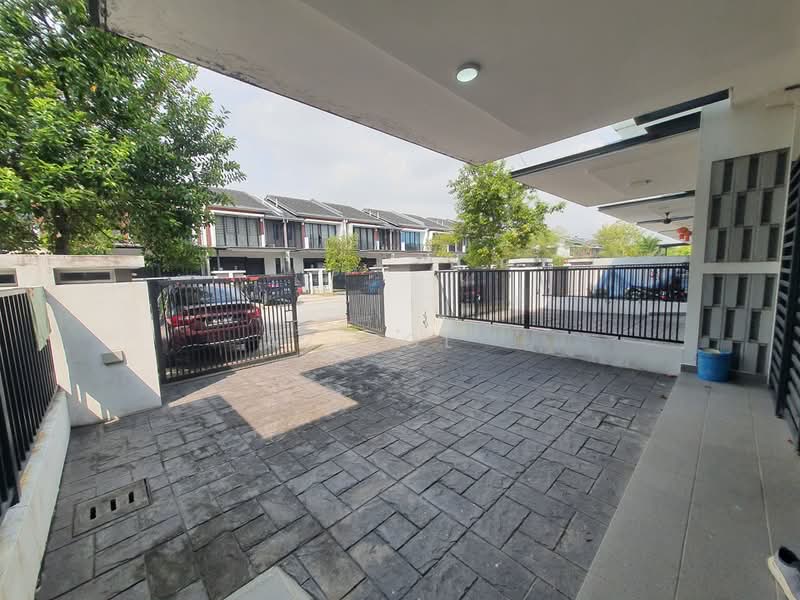 Rumah Teres 2 Tingkat untuk Dijual di Elmina (Shah Alam) - Azizol . - PropertyGuru.com.my