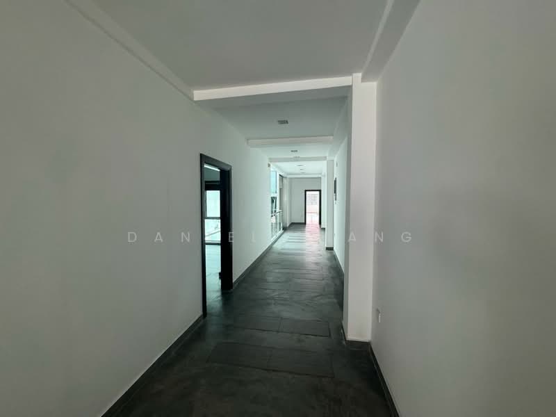 Kedai / Pejabat untuk Disewa di George Town (Penang) - Daniel Phang - Corridor - PropertyGuru.com.my
