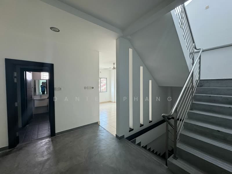 Kedai / Pejabat untuk Disewa di George Town (Penang) - Daniel Phang - Entrance - PropertyGuru.com.my