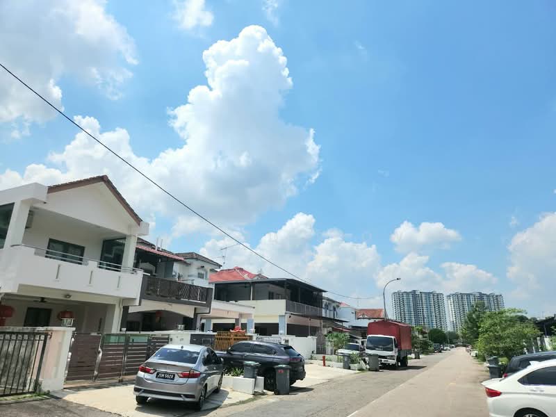 2-storey Terraced House for Sale in Bukit Indah (Iskandar Puteri (Nusajaya)) - Edward Siow - Exterior - PropertyGuru.com.my