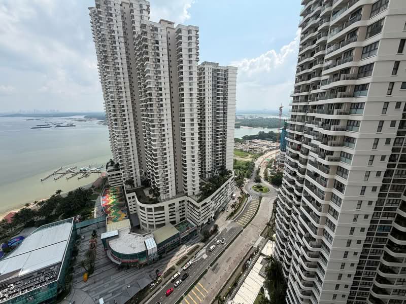 Kondominium untuk Dijual di Amberside @ Country Garden Danga Bay - Siow Yan Er - Exterior - PropertyGuru.com.my