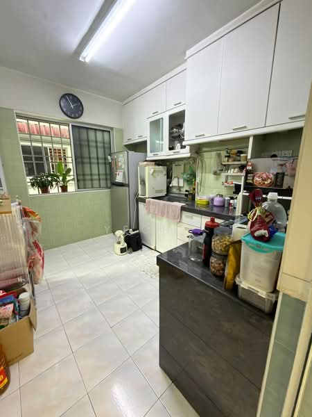 Pangsapuri untuk Dijual di Taman Pekaka Block 31 - Yeoh . - PropertyGuru.com.my