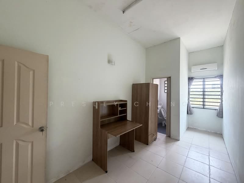 1-storey Terraced House for Sale in Kampar Putra (Kampar) - Presley Chong - Bedroom 3 - PropertyGuru.com.my
