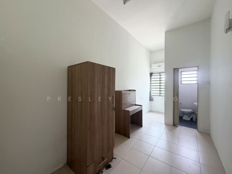 1-storey Terraced House for Sale in Kampar Putra (Kampar) - Presley Chong - Bathroom 4 - PropertyGuru.com.my