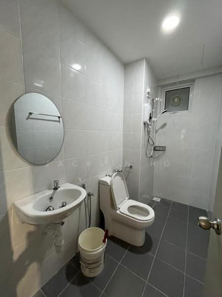 Kondominium untuk Disewa di The Zen - Jacklyn Ho - Bathroom - PropertyGuru.com.my