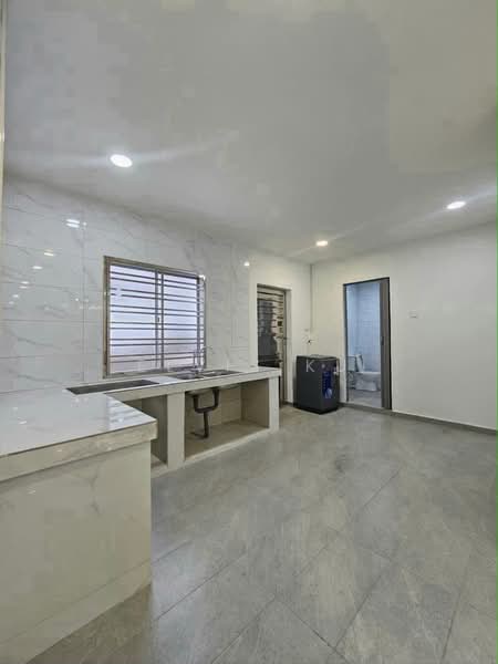 2-storey Terraced House for Sale in Taman Desa Jaya (Johor Bahru) - Elvis Ku - Kitchen - PropertyGuru.com.my