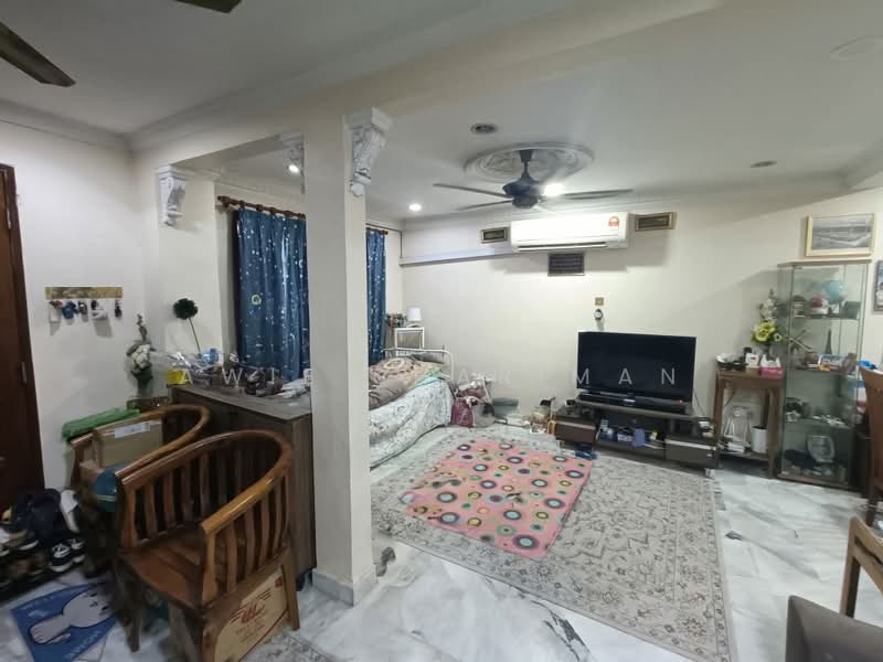 2-storey Terraced House for Sale in Bandar Menjalara (Kuala Lumpur) - Awie Shariman - Living Room - PropertyGuru.com.my