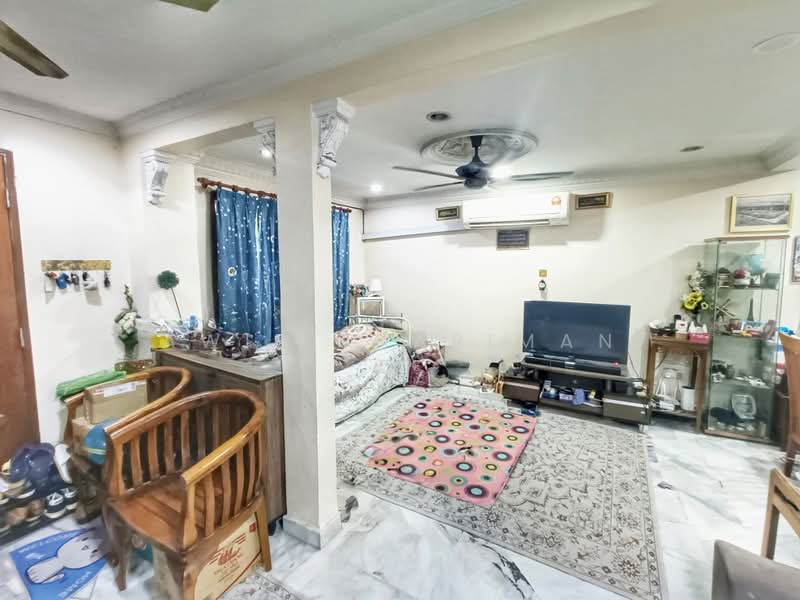 2-storey Terraced House for Sale in Bandar Menjalara (Kuala Lumpur) - Awie Shariman - Living Room - PropertyGuru.com.my