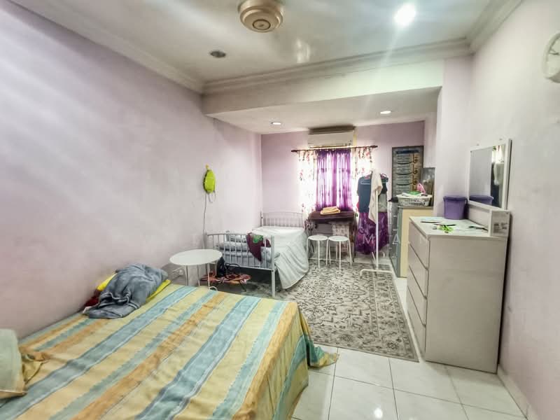 2-storey Terraced House for Sale in Bandar Menjalara (Kuala Lumpur) - Awie Shariman - Bedroom - PropertyGuru.com.my