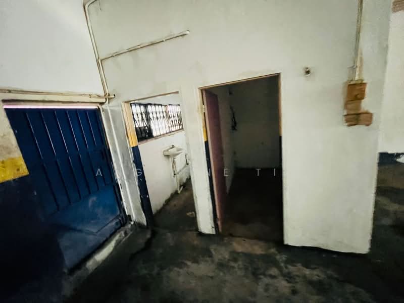 Shop / Office for Sale in Taman Sri Rambai (Bukit Mertajam) - Angeline Tio - Interior - PropertyGuru.com.my