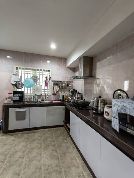 Rumah Teres 2 Tingkat untuk Dijual di Taman Sri Pulai Perdana (Skudai) - Ruby Tan - Kitchen - PropertyGuru.com.my