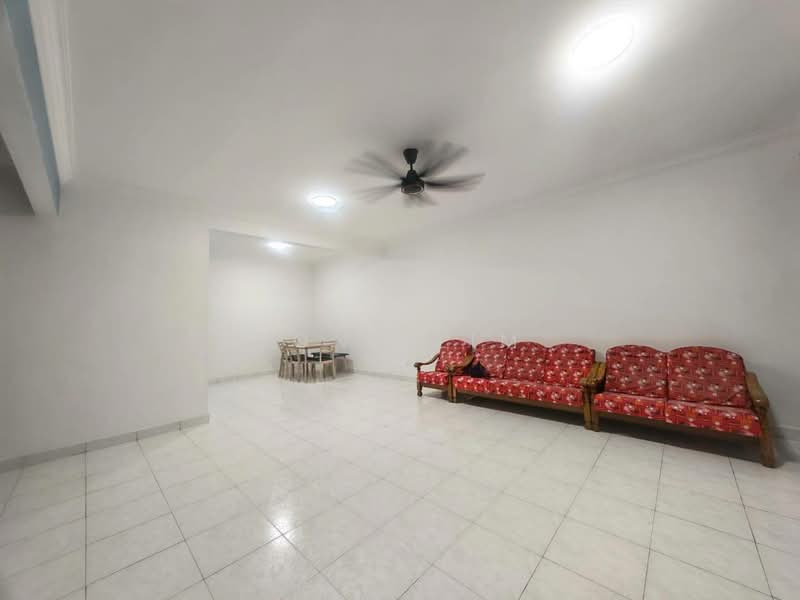 2-storey Terraced House for Rent in Permas Jaya (Johor Bahru) - Tony Lim - Living Room - PropertyGuru.com.my