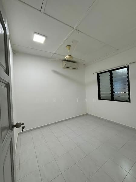 1-storey Terraced House for Sale in Taman Universiti (Skudai) - Ruby Tan - Interior - PropertyGuru.com.my