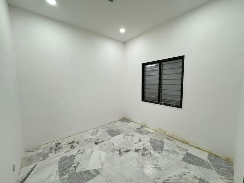 1-storey Terraced House for Sale in Taman Velox (Rawang) - Evelyn Khoo - Room - PropertyGuru.com.my