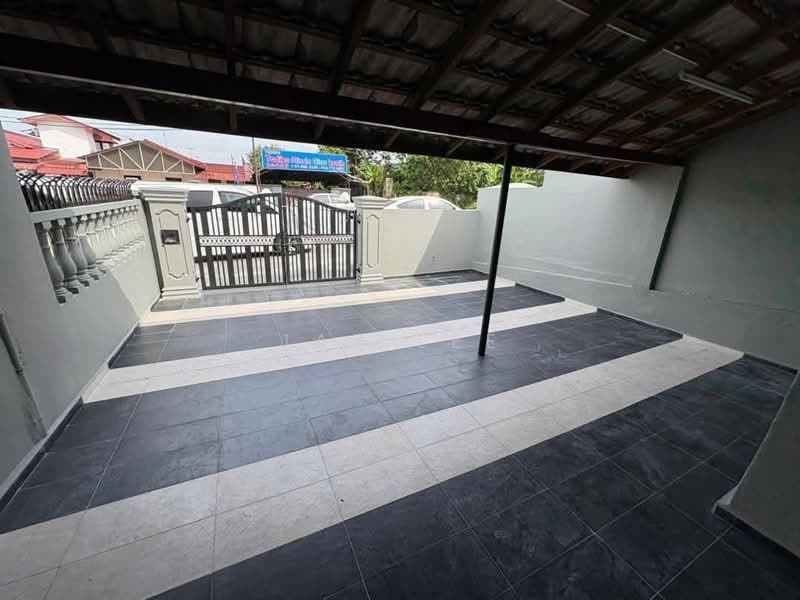 Rumah Teres 1 Tingkat untuk Dijual di Taman Ungku Tun Aminah (Skudai) - Jaz Lee - PropertyGuru.com.my