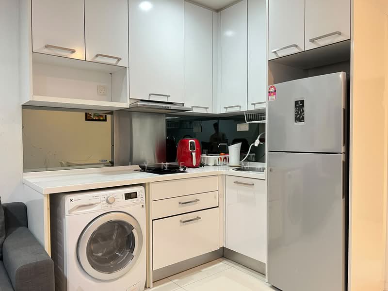 Servis Apartment untuk Disewa di Mercu Summer Suites - Jyne Lim - Kitchen - PropertyGuru.com.my