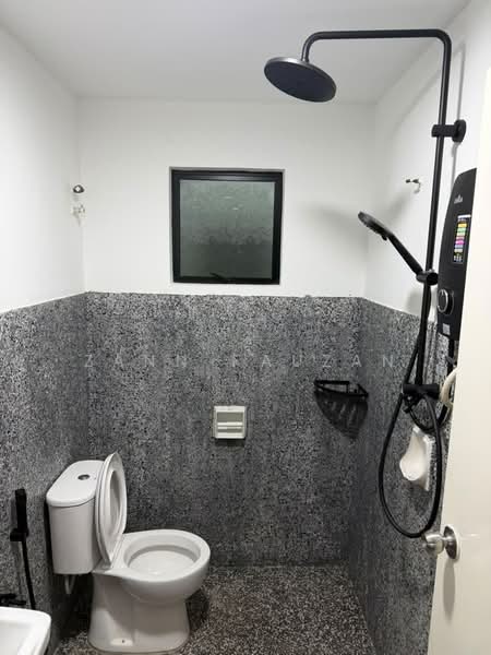 Terraced House for Rent in Ampang Jaya (Ampang) - Zann Fauzan - Bathroom - PropertyGuru.com.my