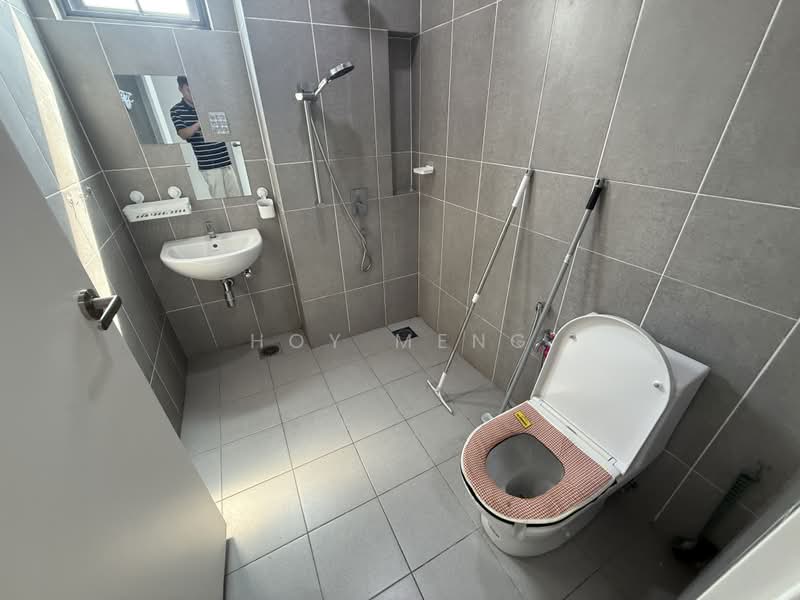 Kondominium untuk Disewa di Scots Pavilion - Hoy Meng - Bathroom - PropertyGuru.com.my