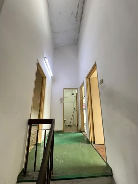 2-storey Terraced House for Sale in Rawang (Selangor) - Dave Tan - Corridor - PropertyGuru.com.my