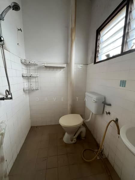 2-storey Terraced House for Sale in Rawang (Selangor) - Dave Tan - Bathroom - PropertyGuru.com.my