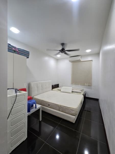 Semi-Detached House for Sale in Taman Saujana Suria (Kajang) - Denver Sin - Bedroom - PropertyGuru.com.my