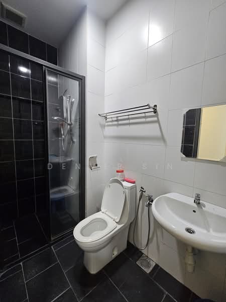 Semi-Detached House for Sale in Taman Saujana Suria (Kajang) - Denver Sin - Bathroom - PropertyGuru.com.my