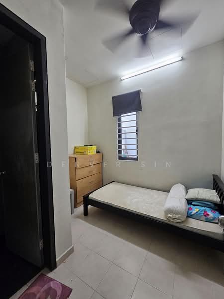 Semi-Detached House for Sale in Taman Saujana Suria (Kajang) - Denver Sin - Bedroom - PropertyGuru.com.my