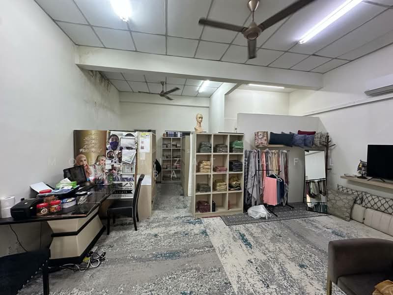 Shop for Sale in Saujana Utama (Selangor) - Mohd Aizat Saiful Bahri - Interior - PropertyGuru.com.my
