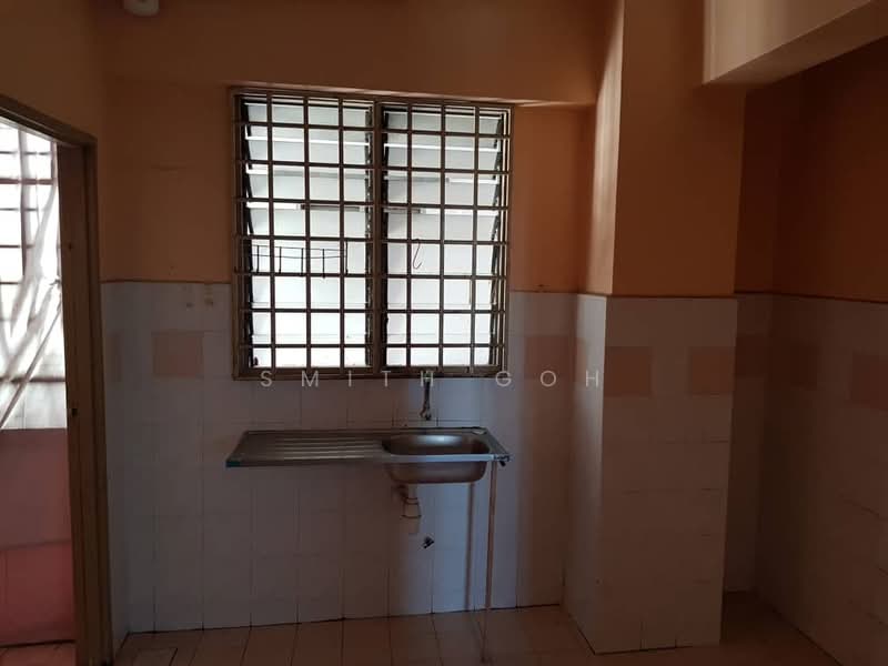 Apartment for Sale at Sri Impian Apartment - Smith Goh - Kitchen - PropertyGuru.com.my