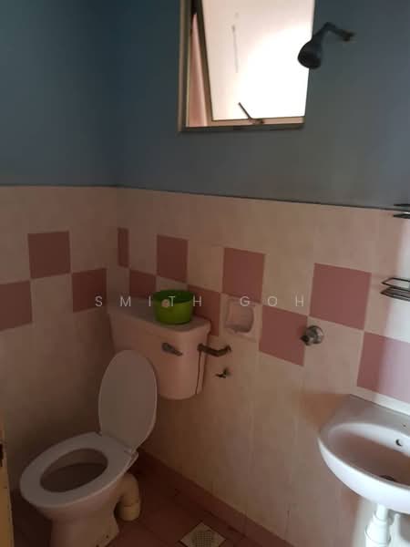 Apartment for Sale at Sri Impian Apartment - Smith Goh - Bathroom - PropertyGuru.com.my