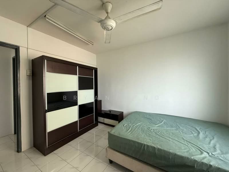 Rumah Flat untuk Dijual di Desa Pinang 2 - Bryan H'ng - Bedroom - PropertyGuru.com.my