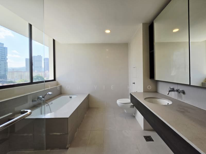Kondominium untuk Disewa di Katana II - Teoh Yie Hao - Bathroom - PropertyGuru.com.my