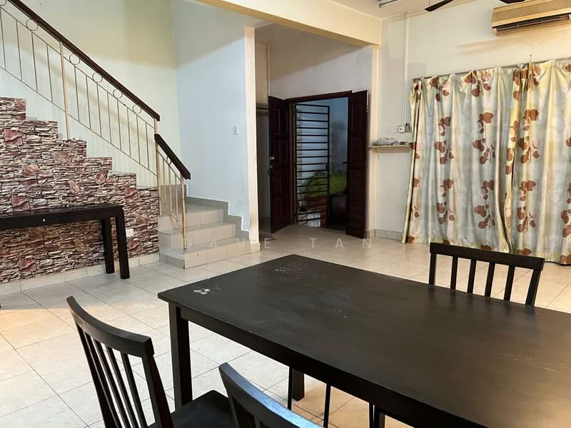 2-storey Terraced House for Sale in Desa Coalfields (Sungai Buloh) - Dave Tan - Interior - PropertyGuru.com.my