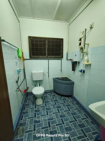 2-storey Terraced House for Sale in Taman Damai Jaya (Skudai) - Benjamin Ong - Bathroom - PropertyGuru.com.my