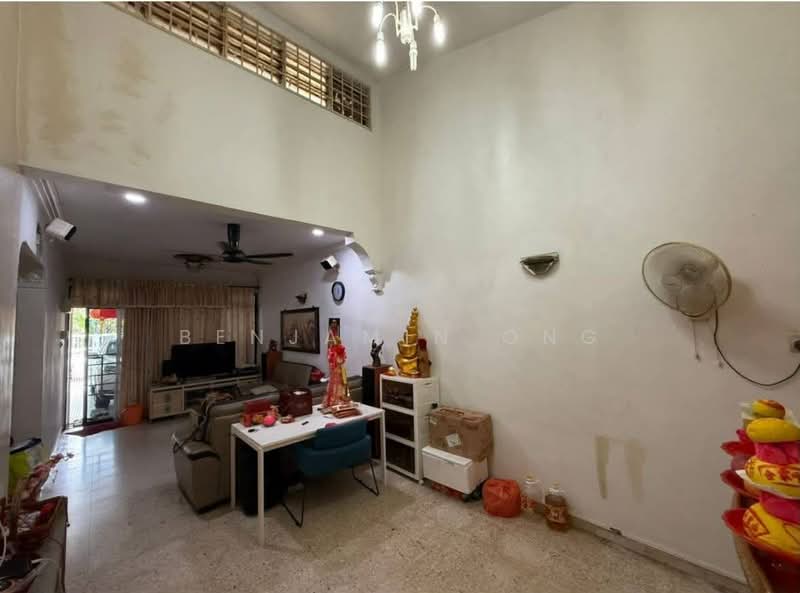 Rumah Teres 1 Tingkat untuk Dijual di Taman Desa Skudai (Skudai) - Benjamin Ong - Living Room - PropertyGuru.com.my