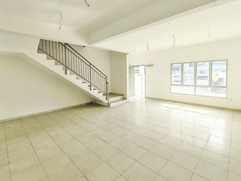 Rumah Teres 2 Tingkat untuk Dijual di Kuala Selangor (Selangor) - Hazlin Miswan - Living Room - PropertyGuru.com.my